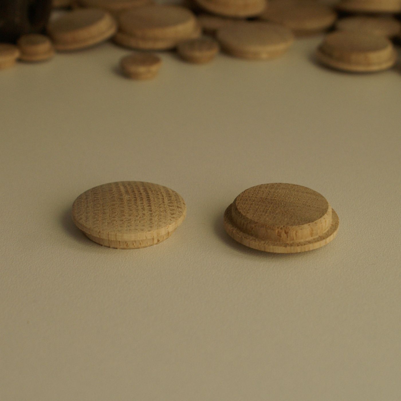 25mm mushroom head oak plugs