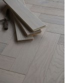 19” White Oil Oak Parquet EC2H